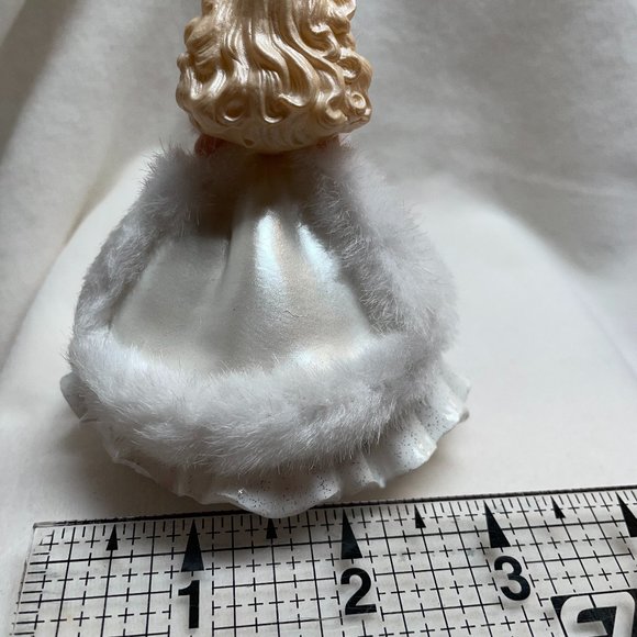 Happy Holidays BARBIE Doll Hallmark Ornament - Picture 5 of 6